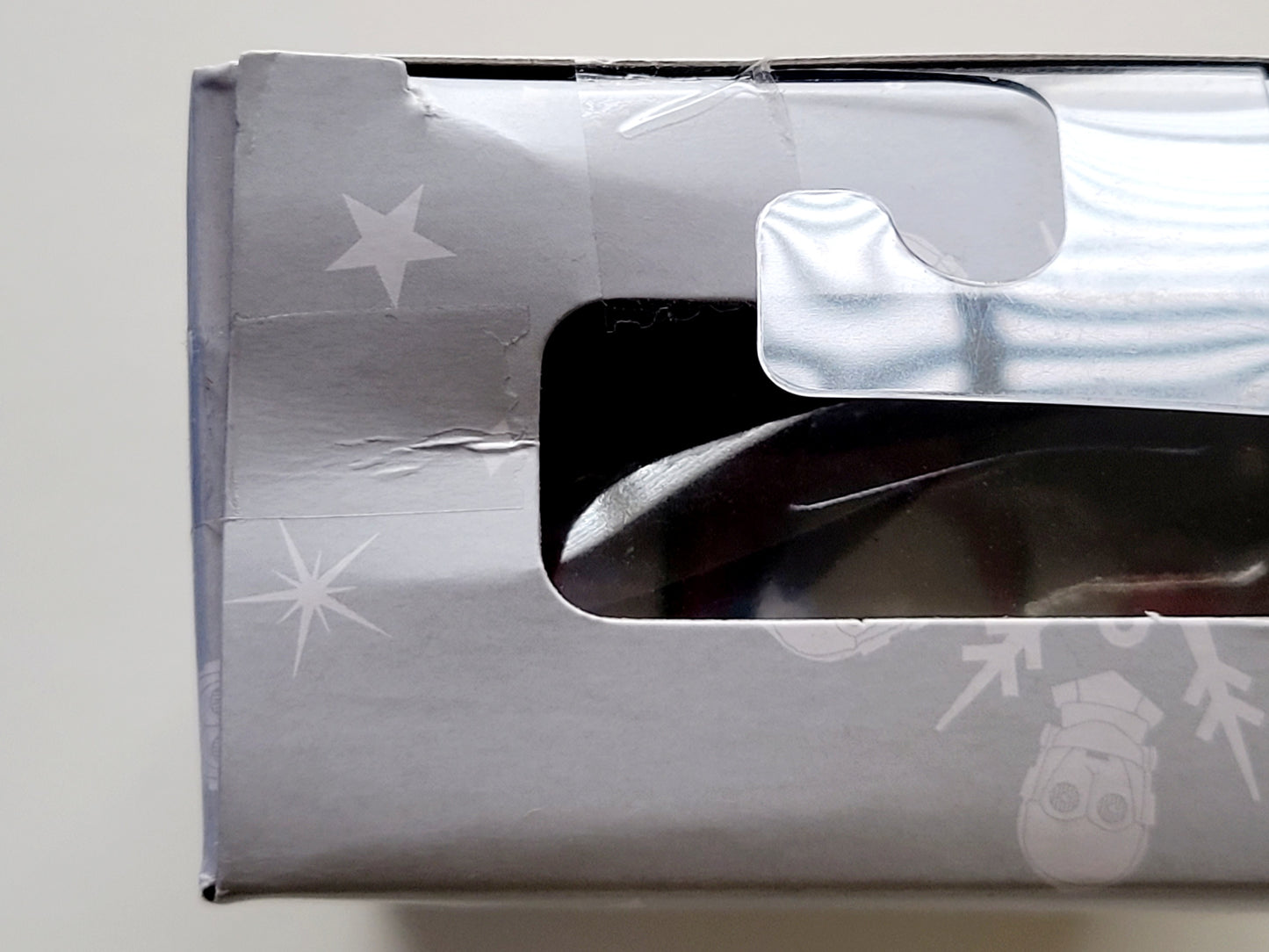 Star Wars: The Black Series Protocol Droid (Holiday Edition) 6-Inch Action Figure