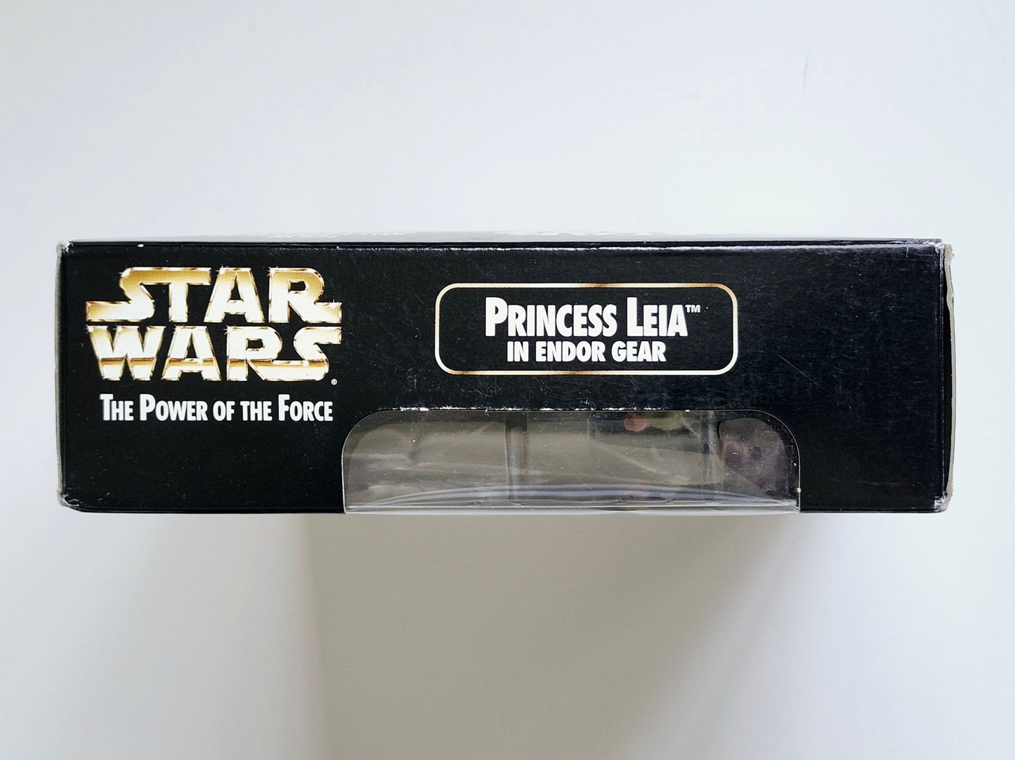 Star Wars: Power of the Force Special Edition Millennium Coin with Princess Leia in Endor Gear 3.75-Inch Action Figure