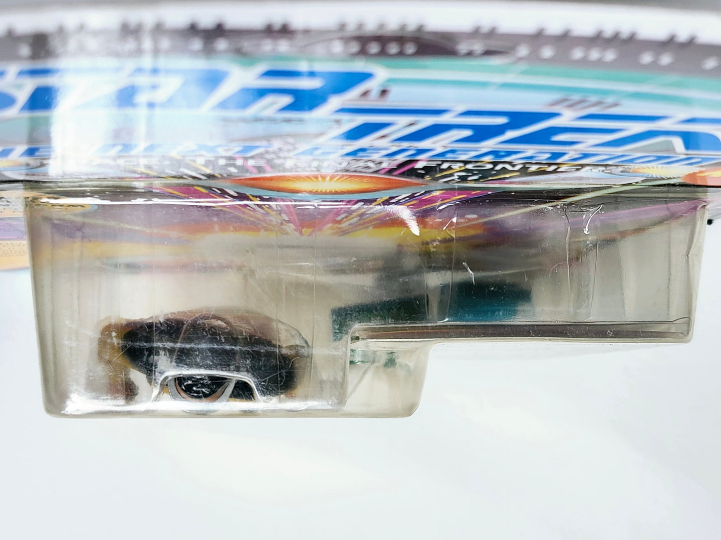 Star Trek: The Next Generation Lt. Cmdr. Geordi La Forge in Dress Uniform 4.5-Inch Action Figure