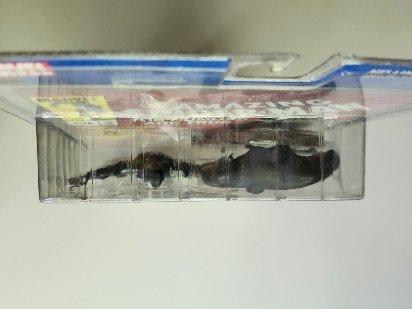 Marvel Legends Series IV Elektra 6-Inch Action Figure