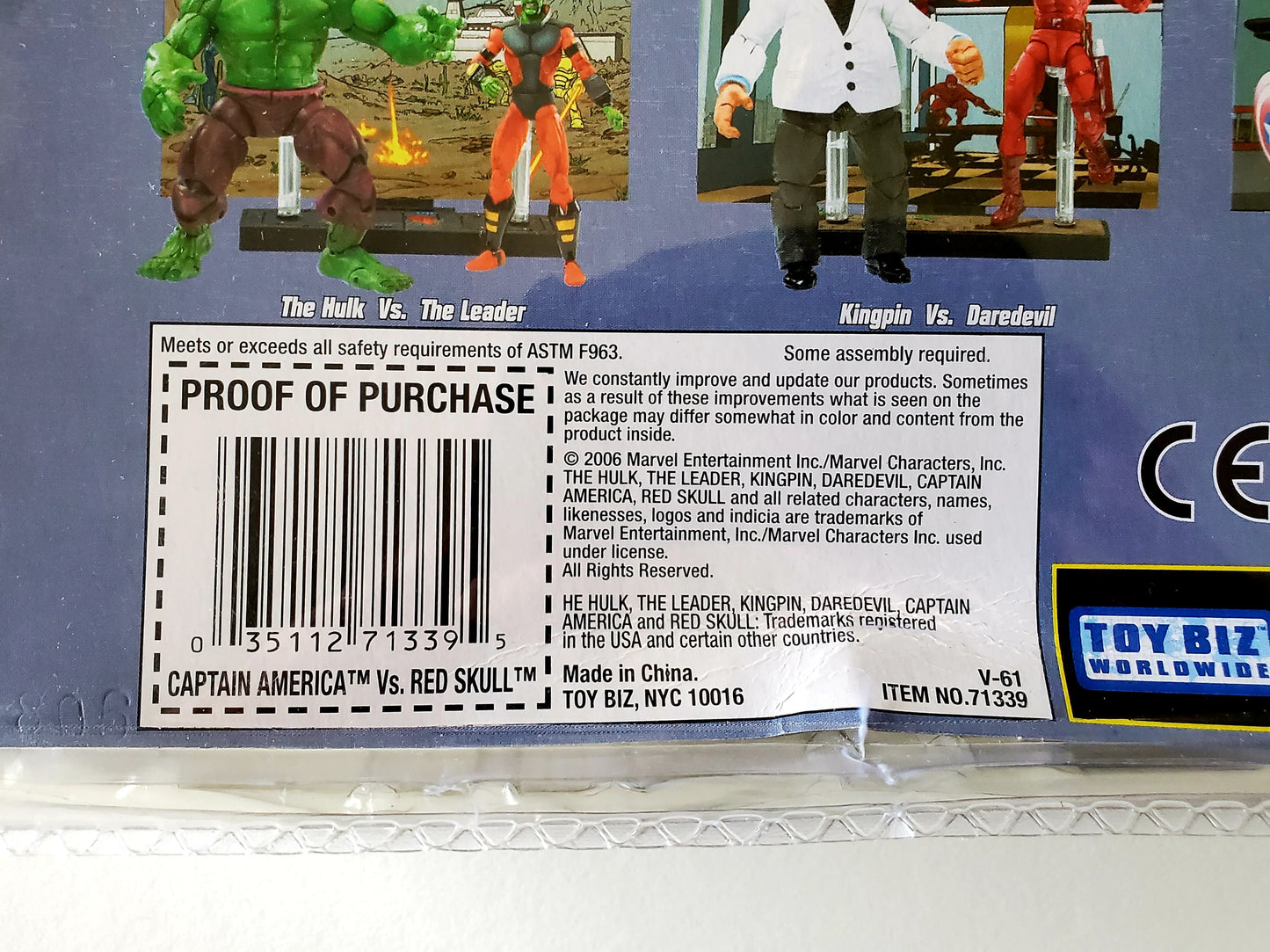 Marvel Legends Face-Off Captain America vs. Red Skull (Baron Strucker) Action Figure 2-Pack