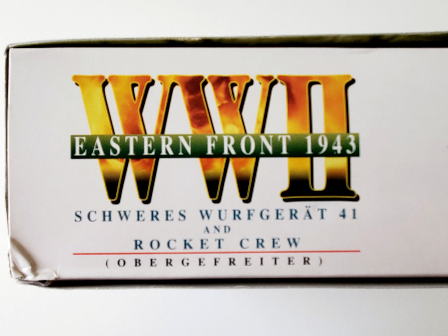 Dragon WWII Eastern Front 1943 Schweres Wurfgerat 41 and Rocket Crew (Obergefreiter) “Lang” 12-Inch Action Figure Set